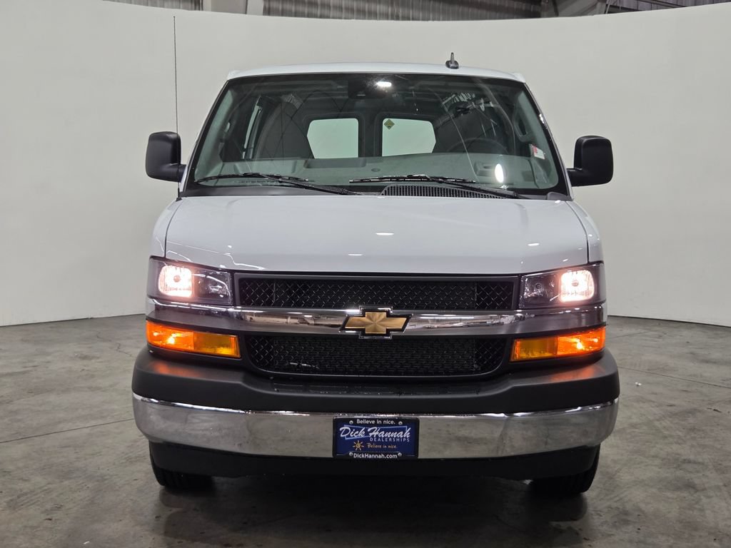 New 2025 Chevrolet Express 3500 Extended w/ Driver Convenience Package RWD image 4