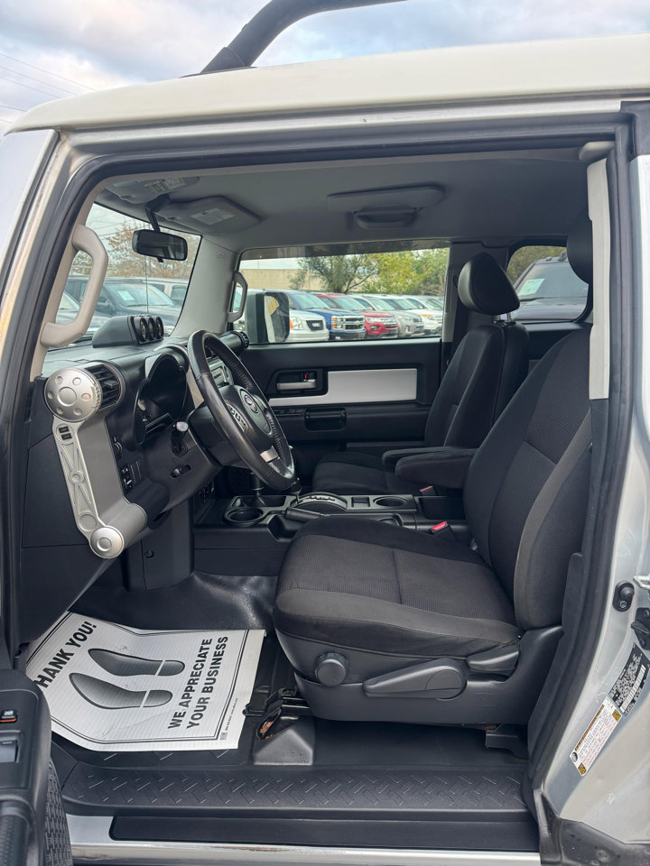 Used 2008 Toyota FJ Cruiser 4WD image 12