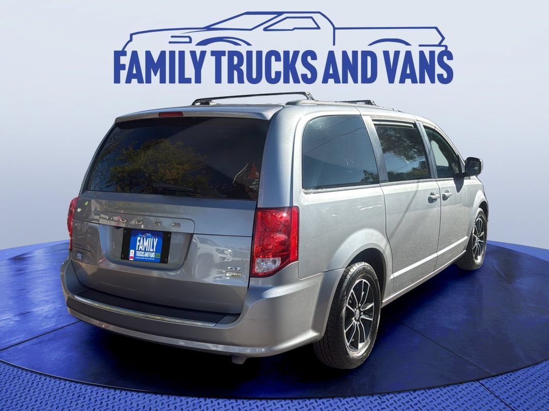 Used 2018 Dodge Grand Caravan GT FWD image 5