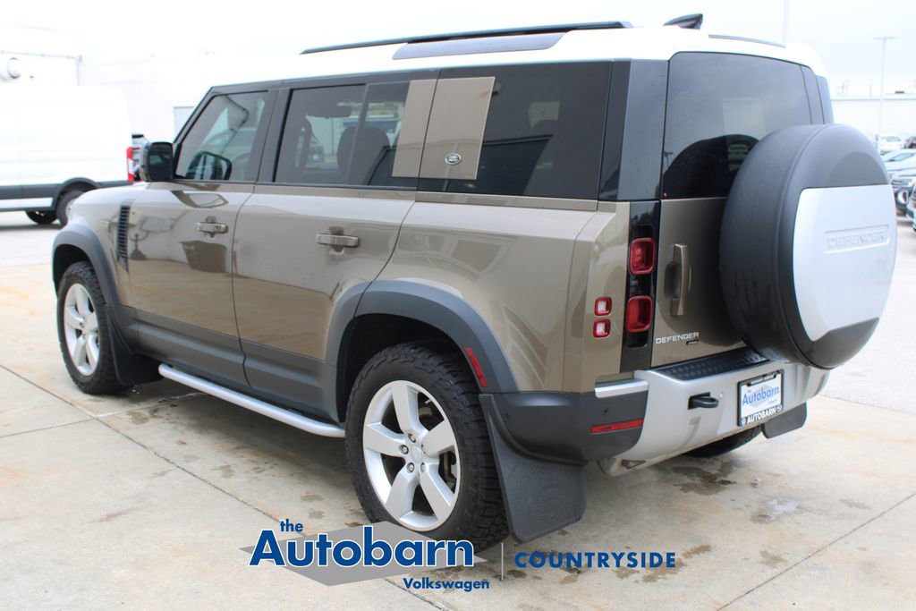 Used 2021 Land Rover Defender 110 SE AWD/4WD image 4