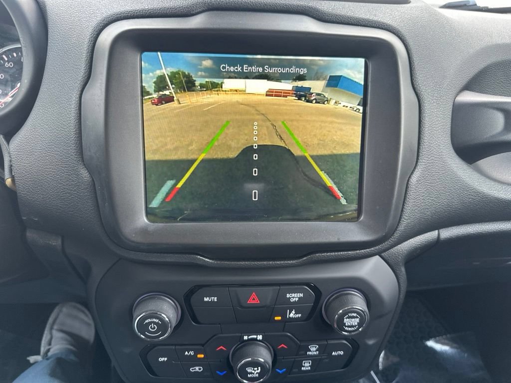 Used 2022 Jeep Renegade Trailhawk AWD/4WD image 44