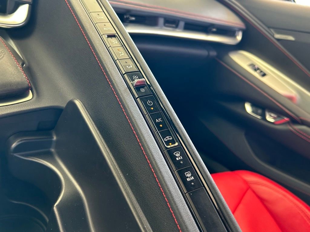 Used 2022 Chevrolet Corvette Stingray Coupe w/ Z51 Performance Package image 43