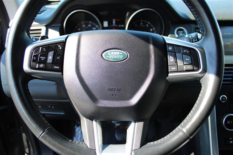 Used 2017 Land Rover Discovery Sport HSE image 10