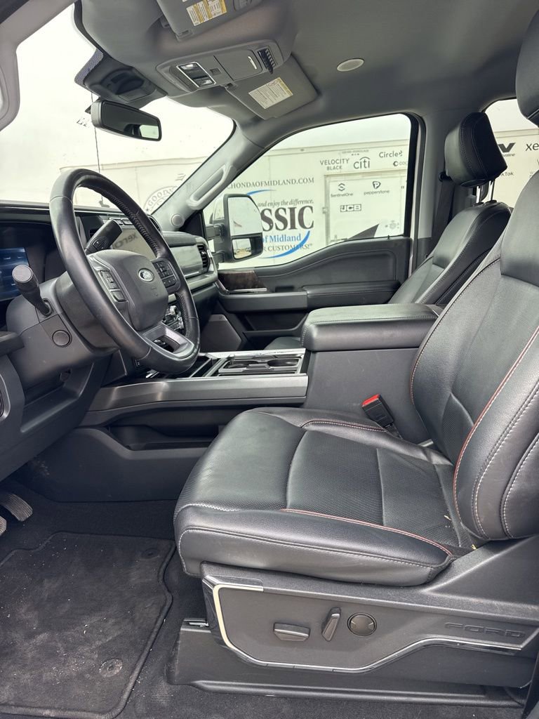Used 2023 Ford F250 Lariat w/ Lariat Ultimate Package image 11