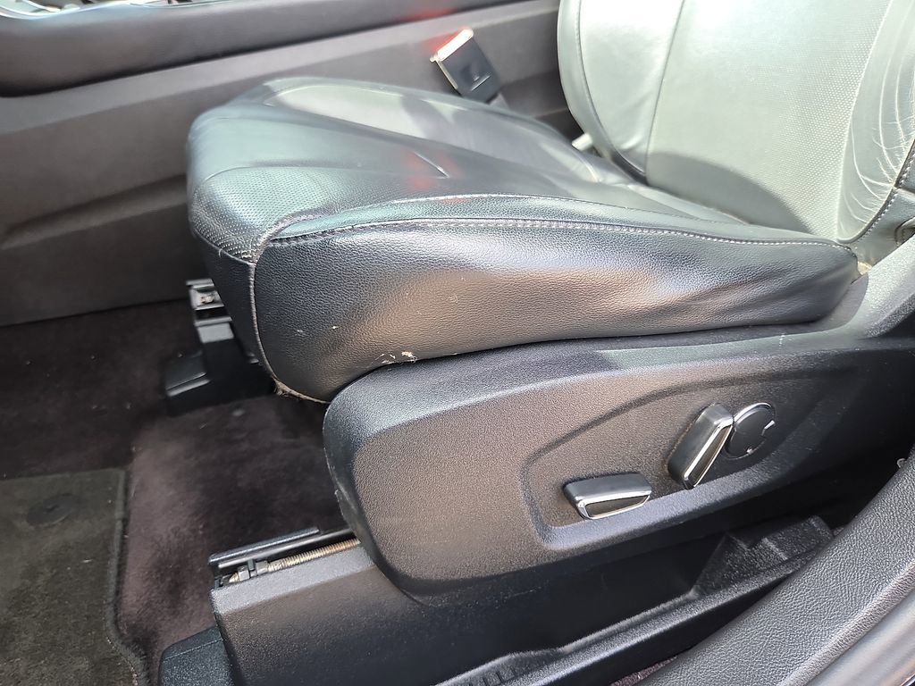 Used 2017 Ford Edge Titanium w/ Equipment Group 301A image 15