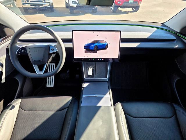 Used 2026 Tesla Model Y AWD image 10