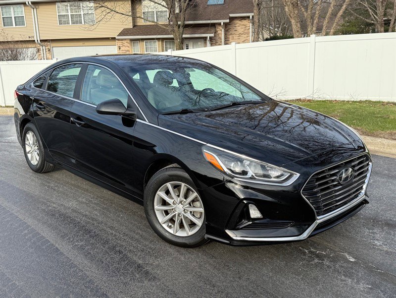 Used 2018 Hyundai Sonata SE FWD image 1