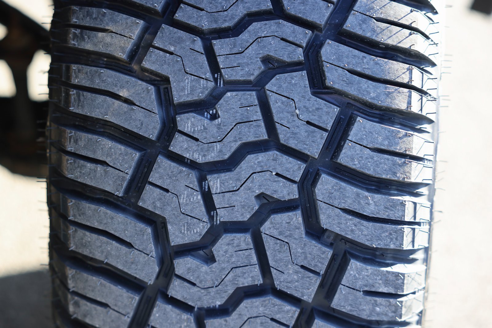 Used 2018 Chevrolet Silverado 1500 LTZ Z71 w/ LTZ Plus Package image 26