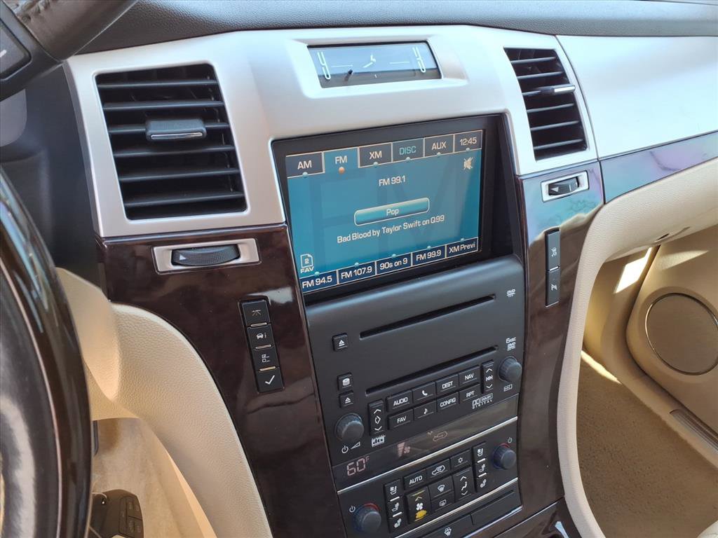Used 2008 Cadillac Escalade EXT image 23