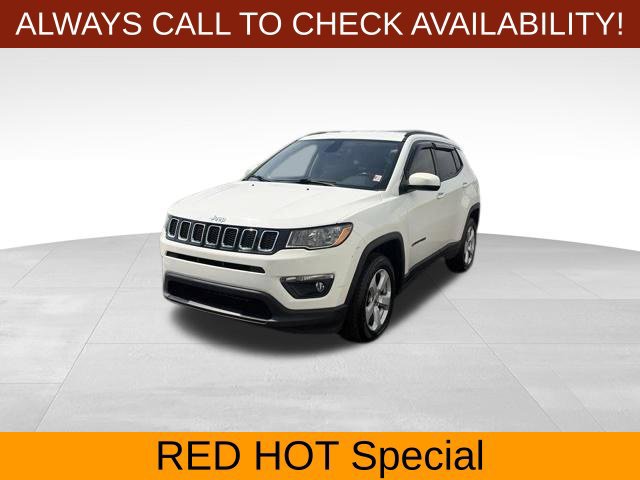 Used 2020 Jeep Compass Latitude w/ Cold Weather Group AWD/4WD image 3