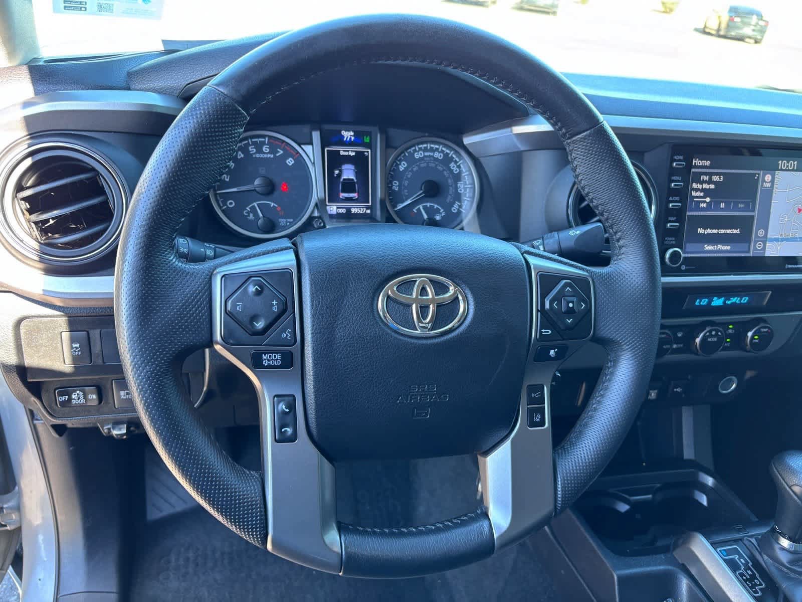 Used 2021 Toyota Tacoma SR5 RWD image 23
