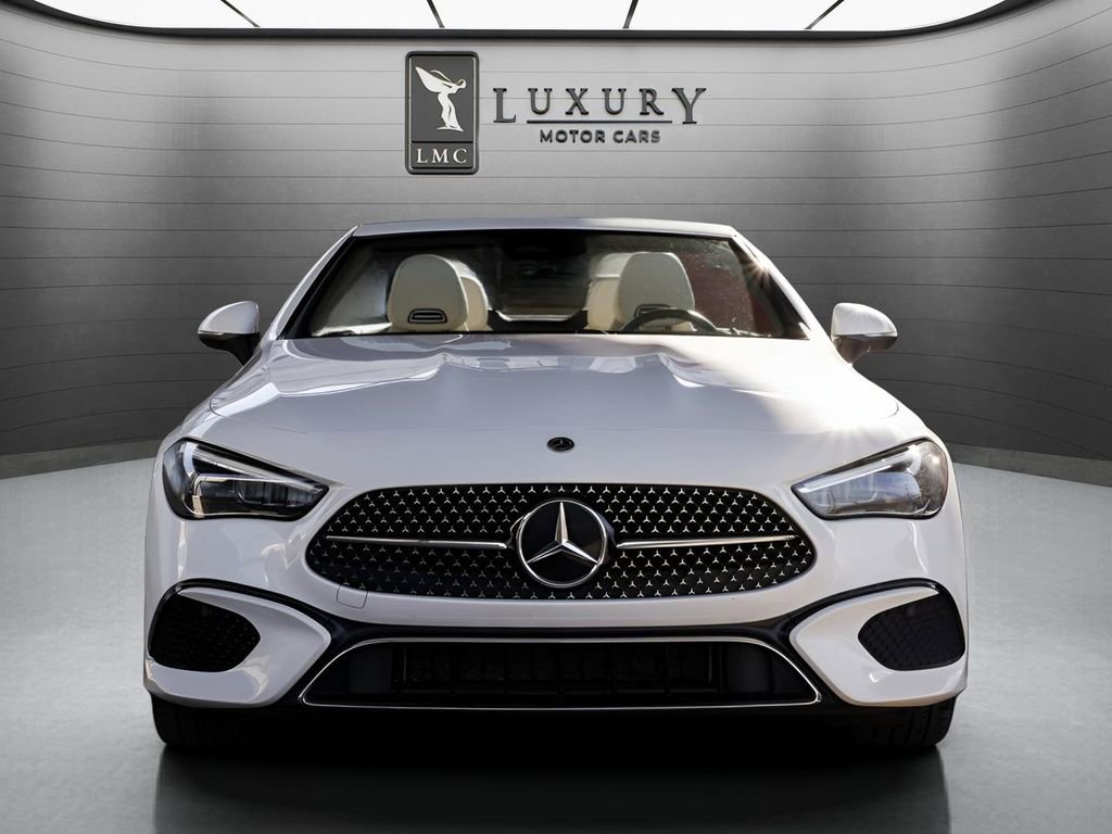Used 2024 Mercedes-Benz CLE 300 4MATIC Cabriolet image 17