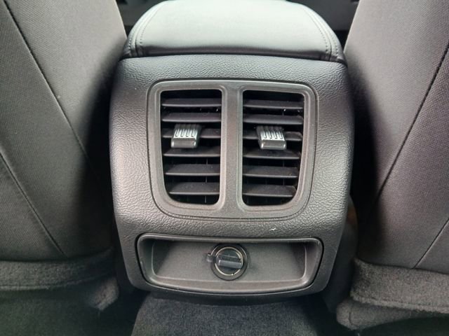 Used 2017 Ford Taurus SEL image 25