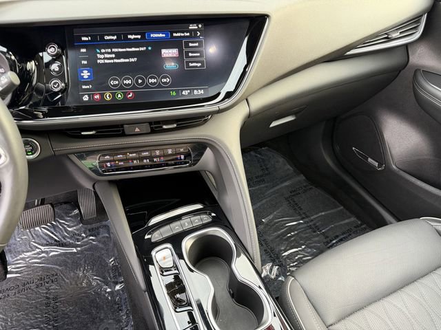 Used 2023 Buick Envision Avenir image 16