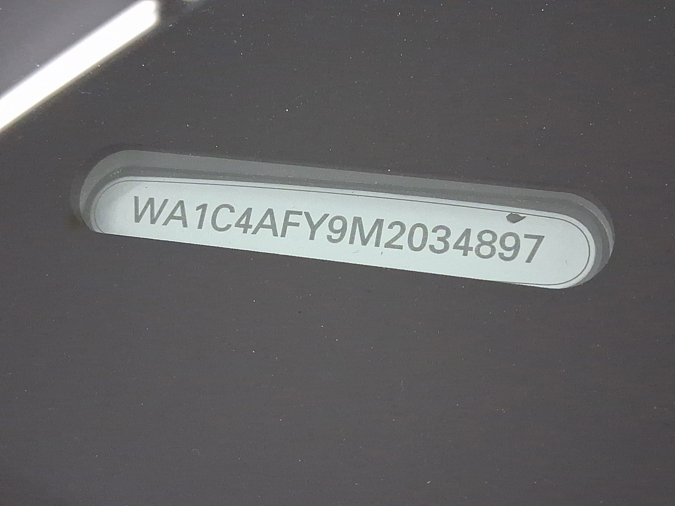 Used 2021 Audi SQ5 Prestige w/ Prestige Package image 19