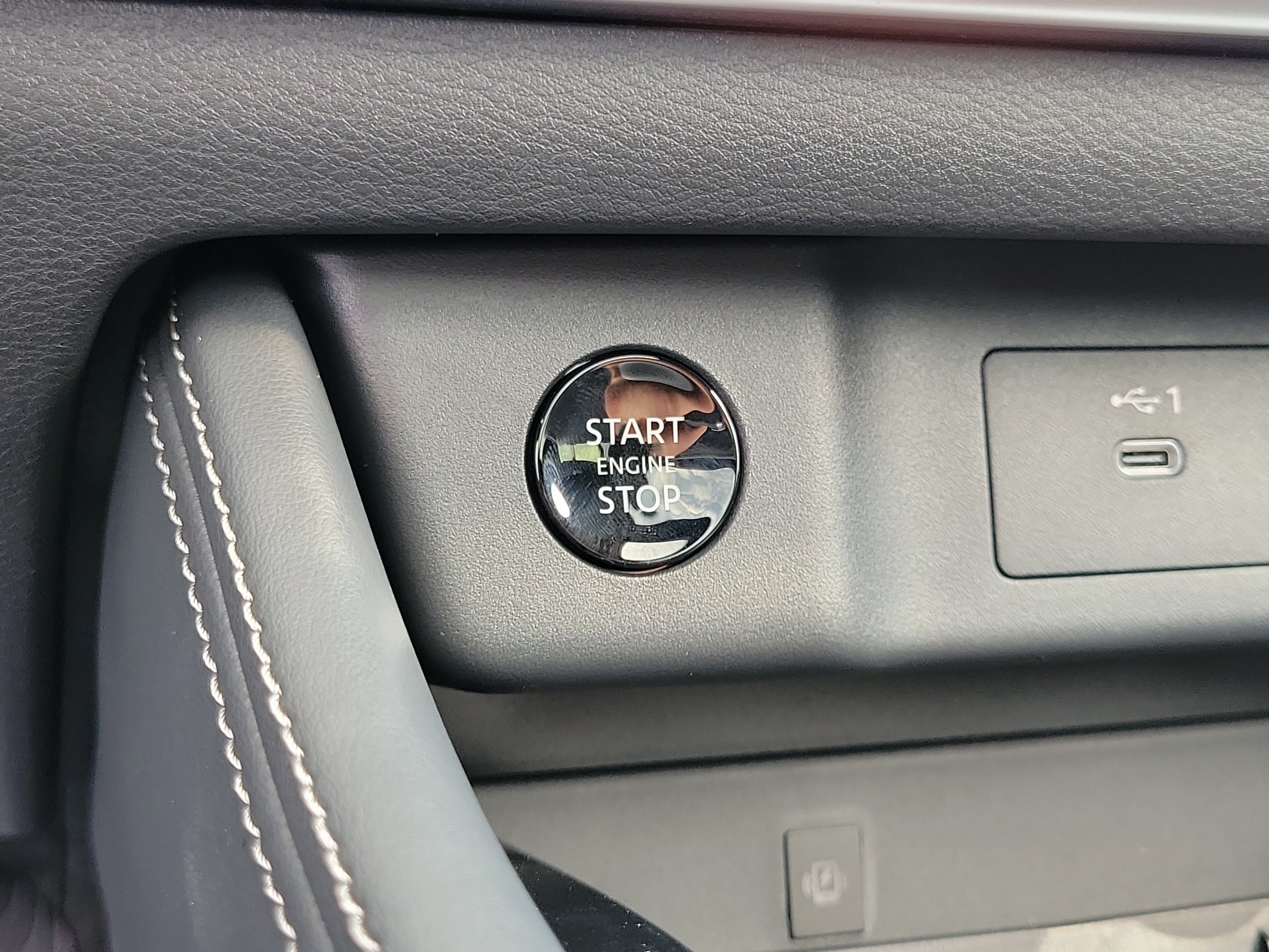 New 2026 Nissan Rogue Platinum w/ Platinum Premium Package AWD/4WD image 28