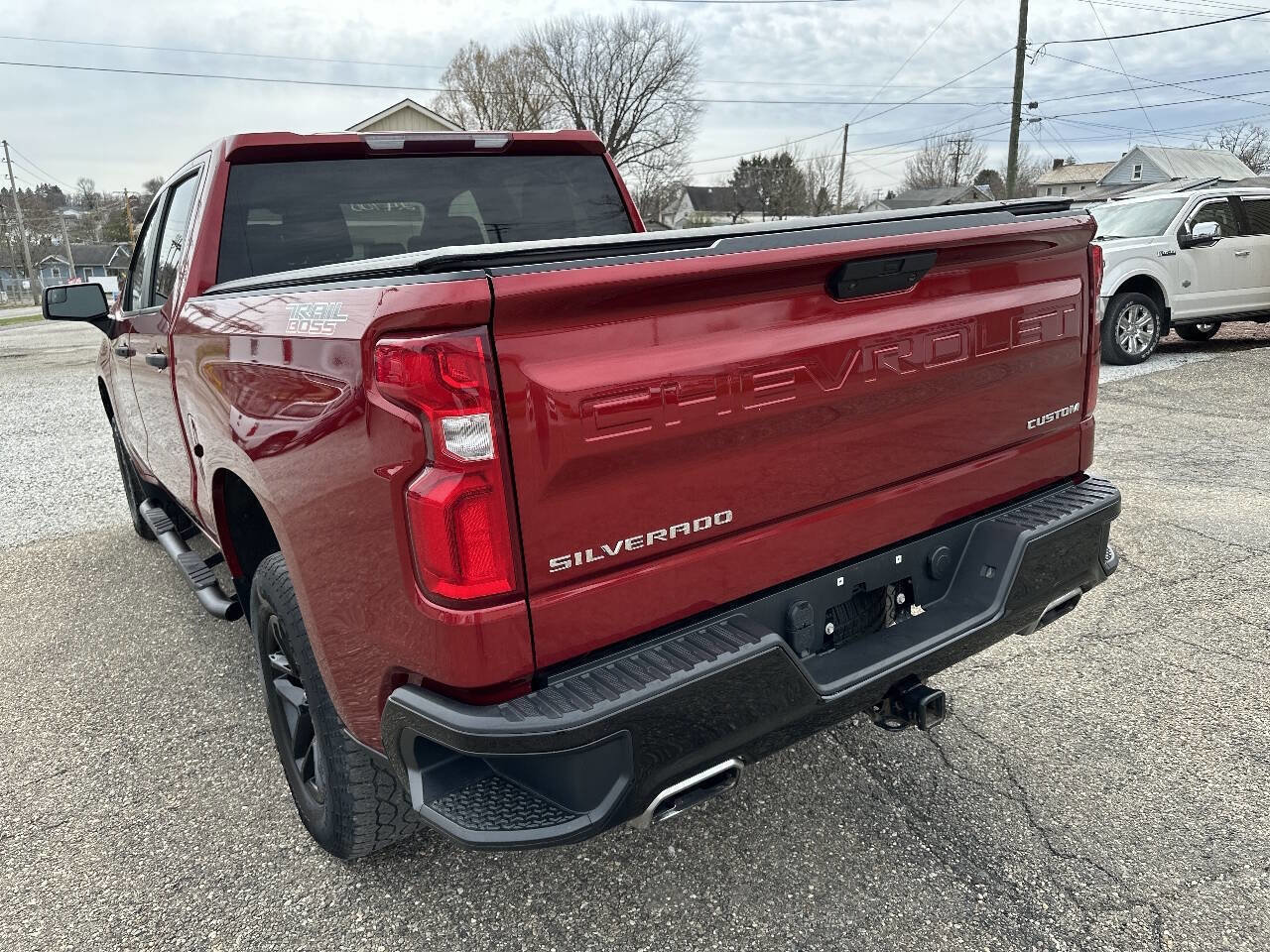 Used 2021 Chevrolet Silverado 1500 Custom Trail Boss w/ Safety Confidence Package AWD/4WD image 12