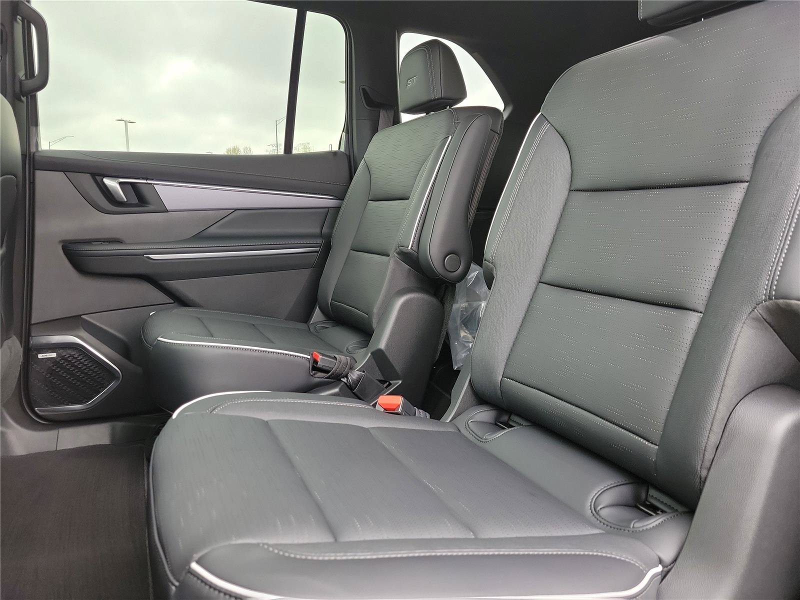 New 2026 Buick Enclave Sport Touring w/ Power Package AWD/4WD image 13