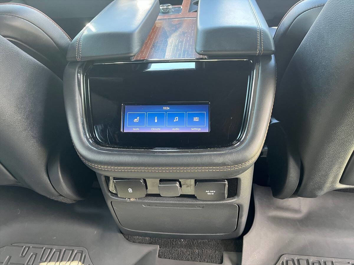Used 2022 Lincoln Navigator Black Label image 17