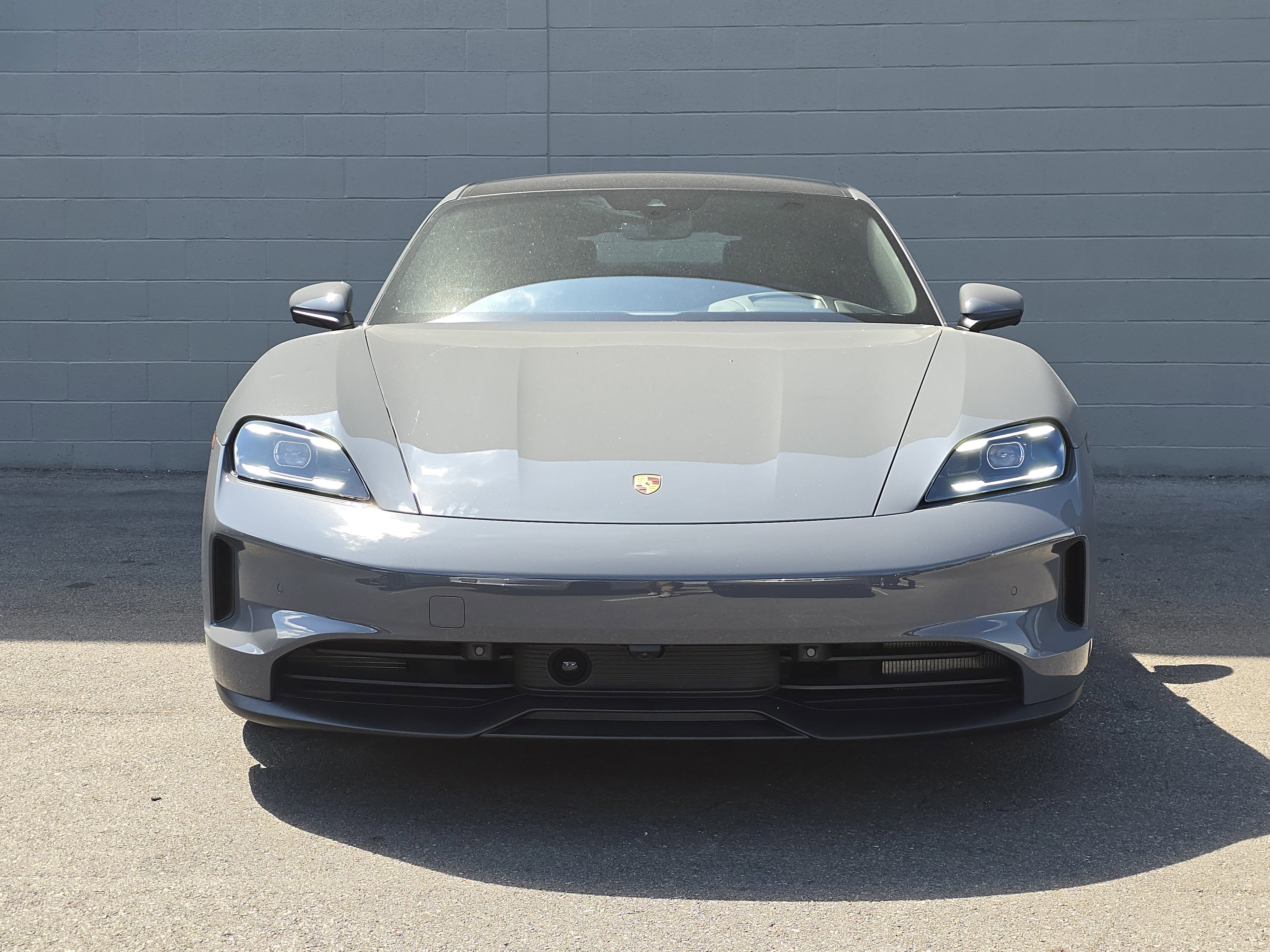 New 2025 Porsche Taycan image 6