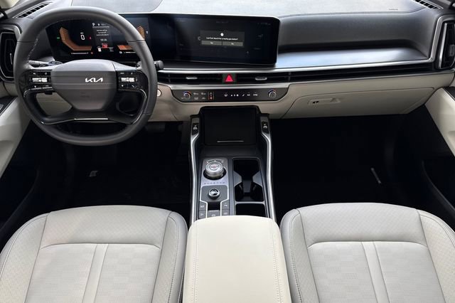 New 2026 Kia Sorento EX FWD image 16