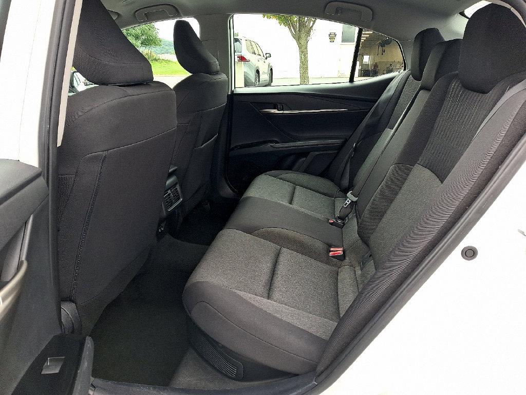 Used 2025 Toyota Camry LE FWD image 11