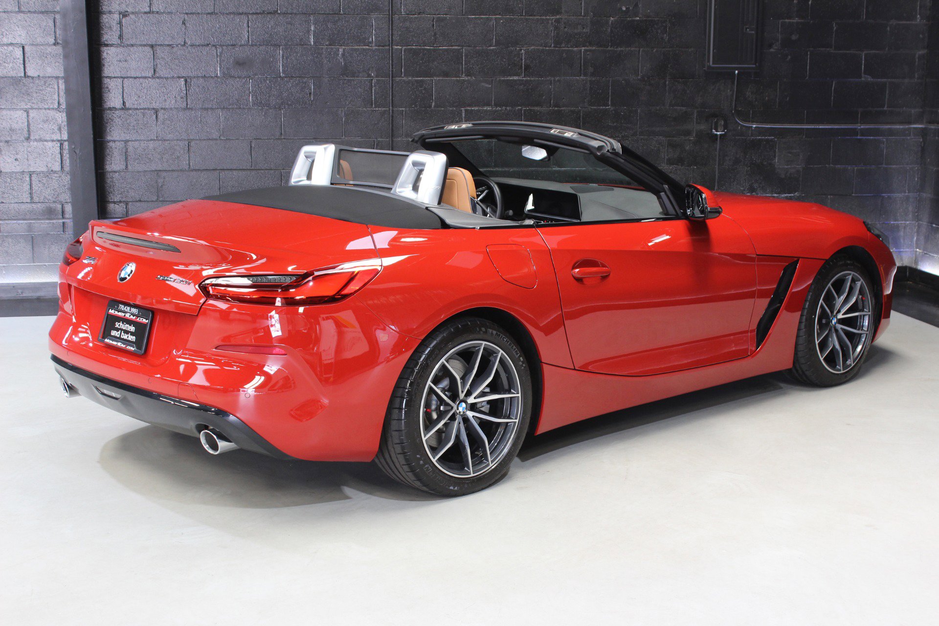 Used 2022 BMW Z4 sDrive30i w/ Driving Assistance Package image 16