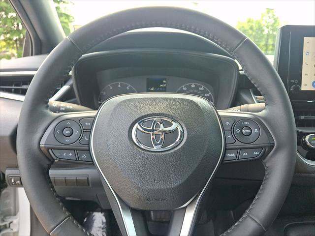 Certified 2023 Toyota Corolla SE w/ SE Premium Package FWD image 17