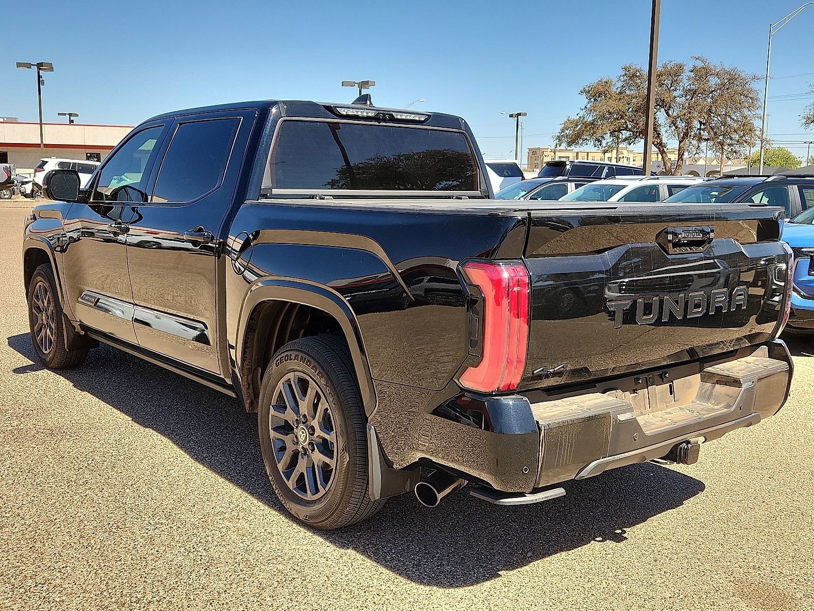 Used 2025 Toyota Tundra Platinum image 3