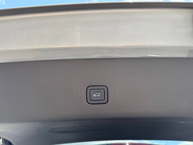 Used 2023 Chevrolet Traverse High Country w/ LPO, Floor Liner Package image 21