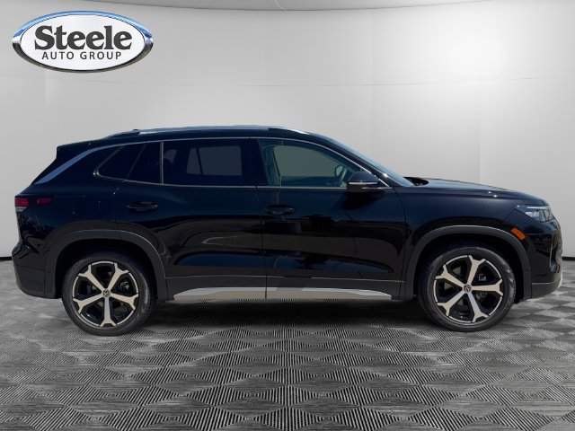New 2026 Volkswagen Tiguan SE FWD image 6
