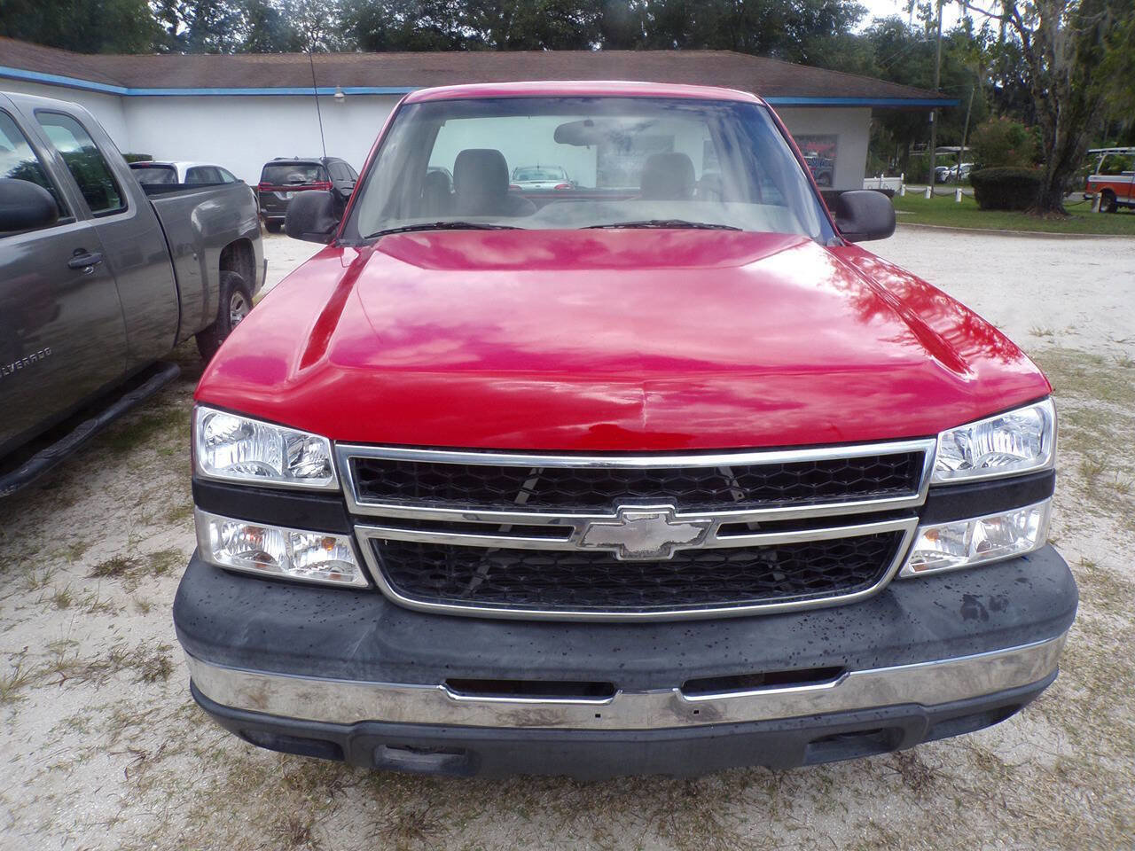 Used 2007 Chevrolet Silverado 1500 W/T image 2