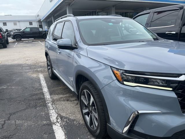 Used 2025 Honda Pilot Touring video 1