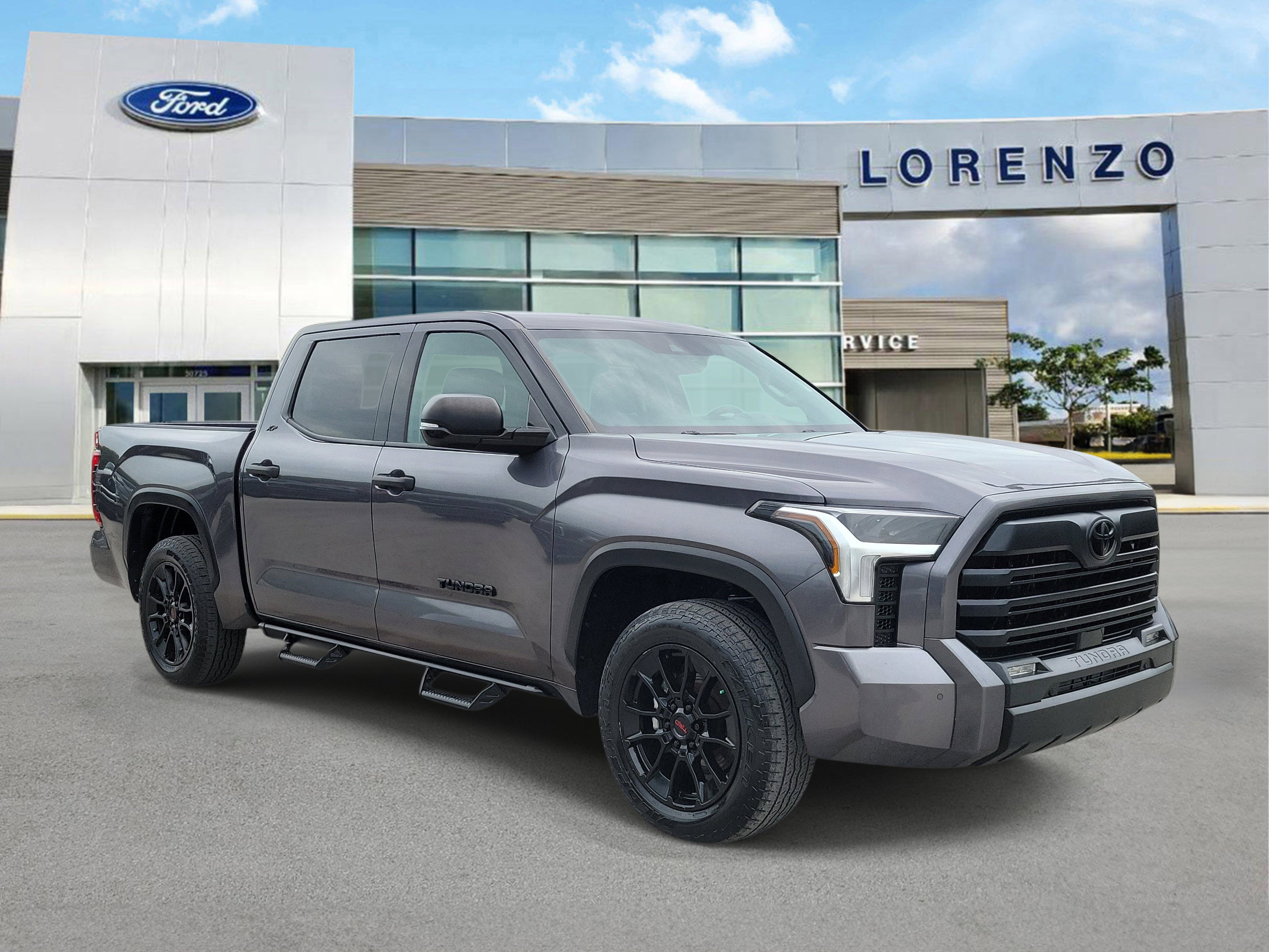 Used 2023 Toyota Tundra SR5 w/ SR5 Convenience Package RWD image 3