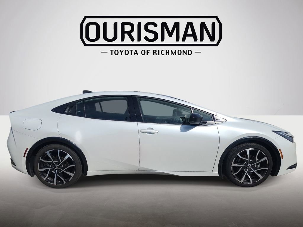 Used 2023 Toyota Prius Prime FWD image 7