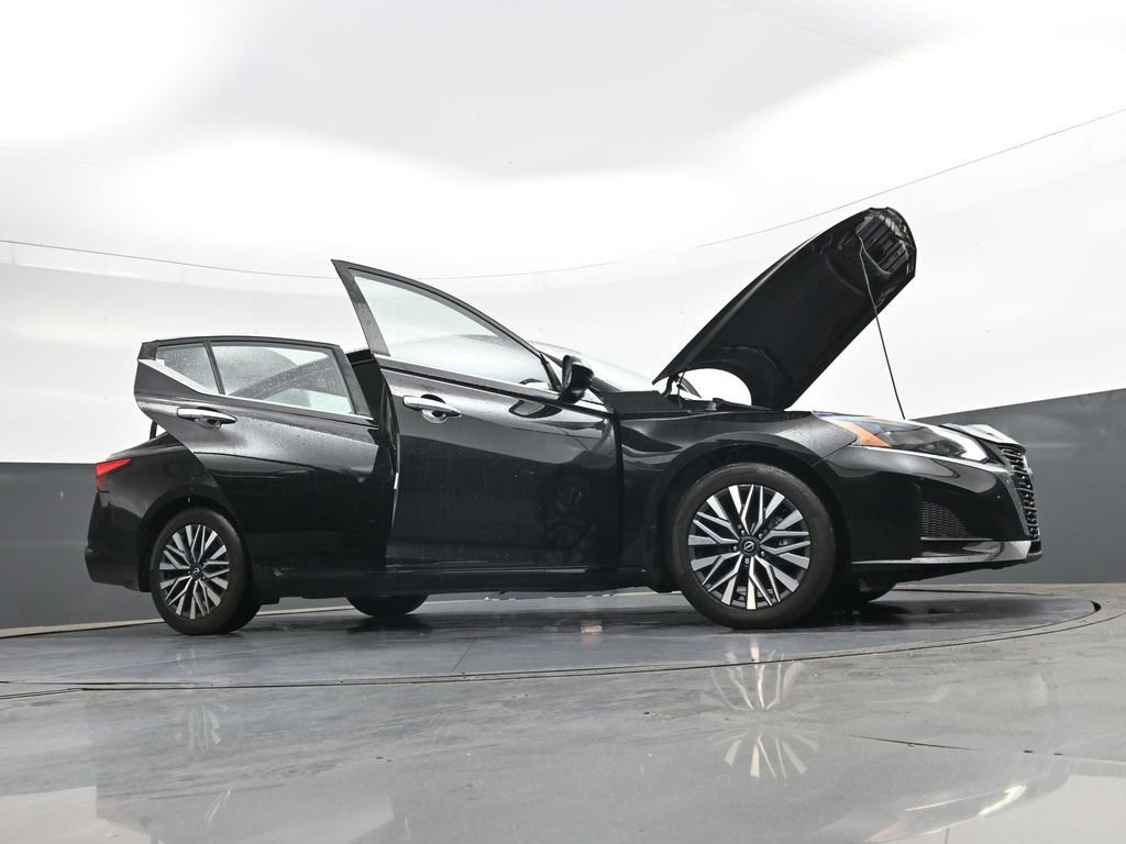Used 2023 Nissan Altima 2.5 SV FWD image 51