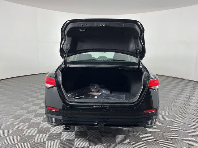 New 2025 Nissan Sentra SR w/ Midnight Edition image 46