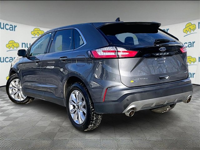 Used 2024 Ford Edge Titanium image 2