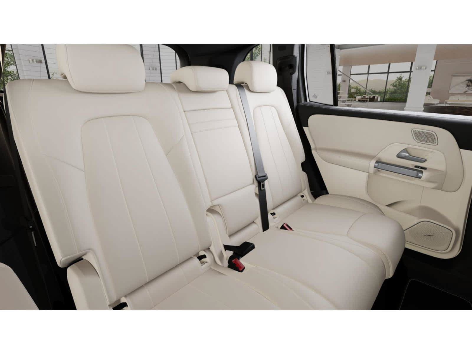 New 2026 Mercedes-Benz GLB 250 image 4