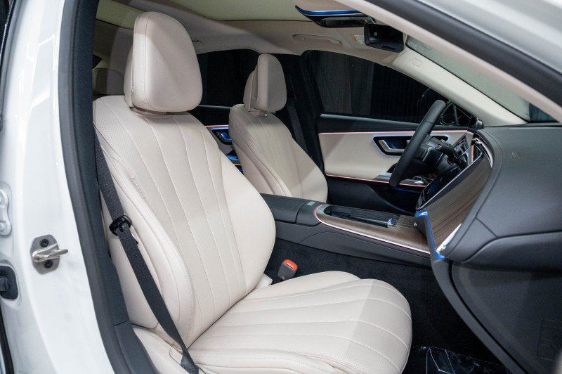 New 2027 Mercedes-Benz E 350 Sedan image 12