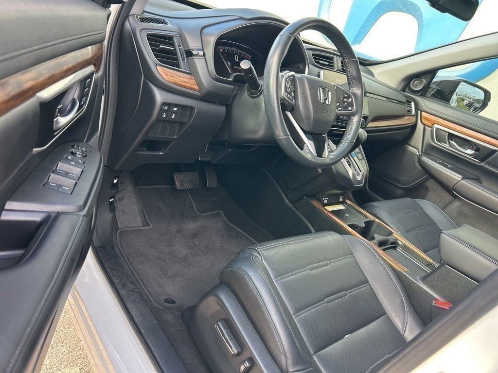 Used 2020 Honda CR-V Touring image 12
