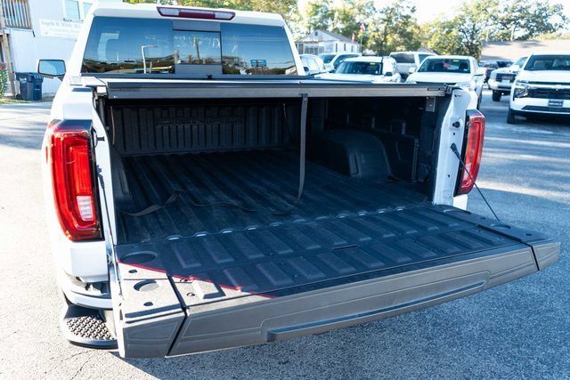 Used 2022 GMC Sierra 1500 Denali w/ Denali Premium Package image 8
