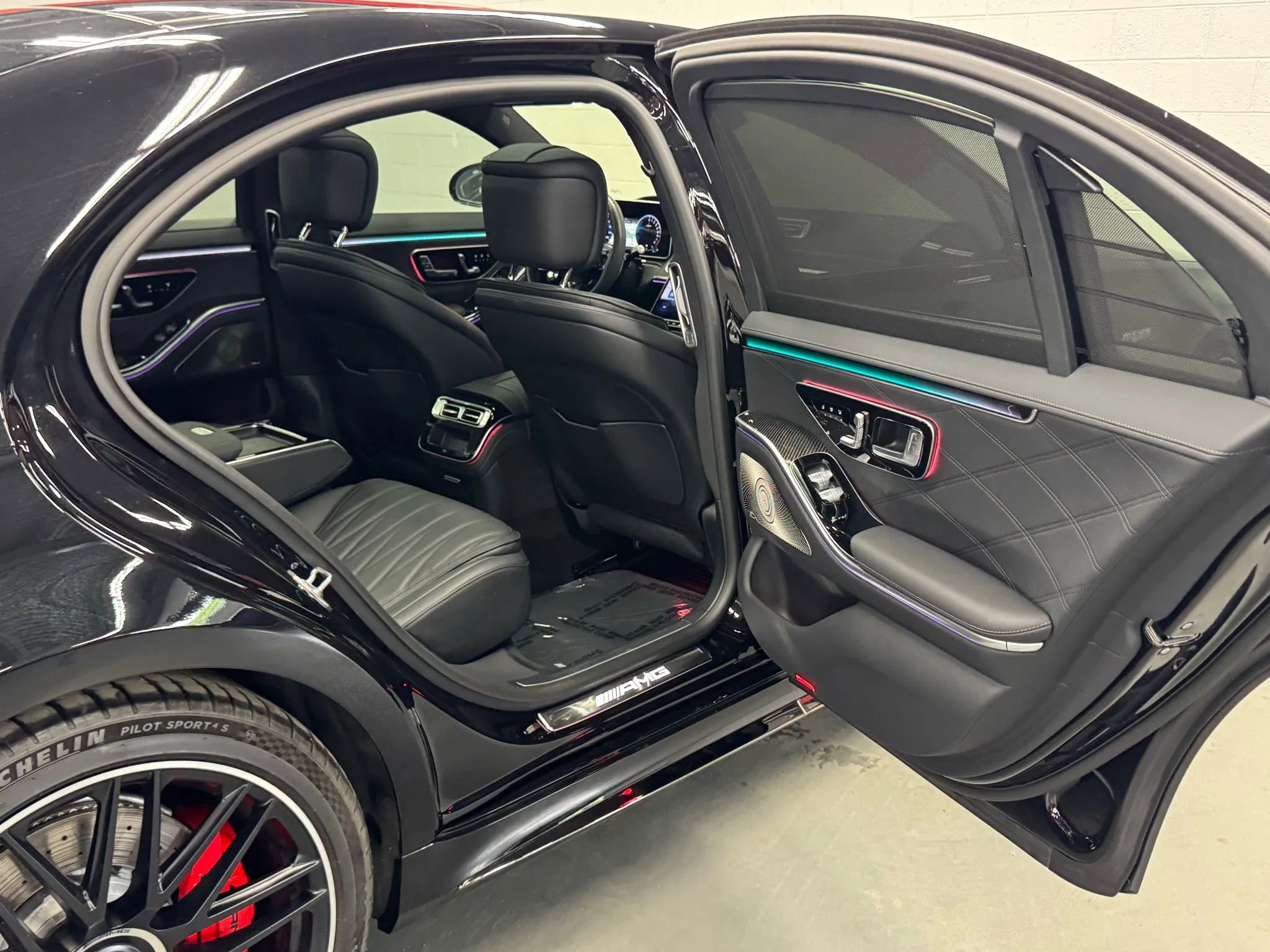 Used 2024 Mercedes-Benz S 63 AMG S image 50