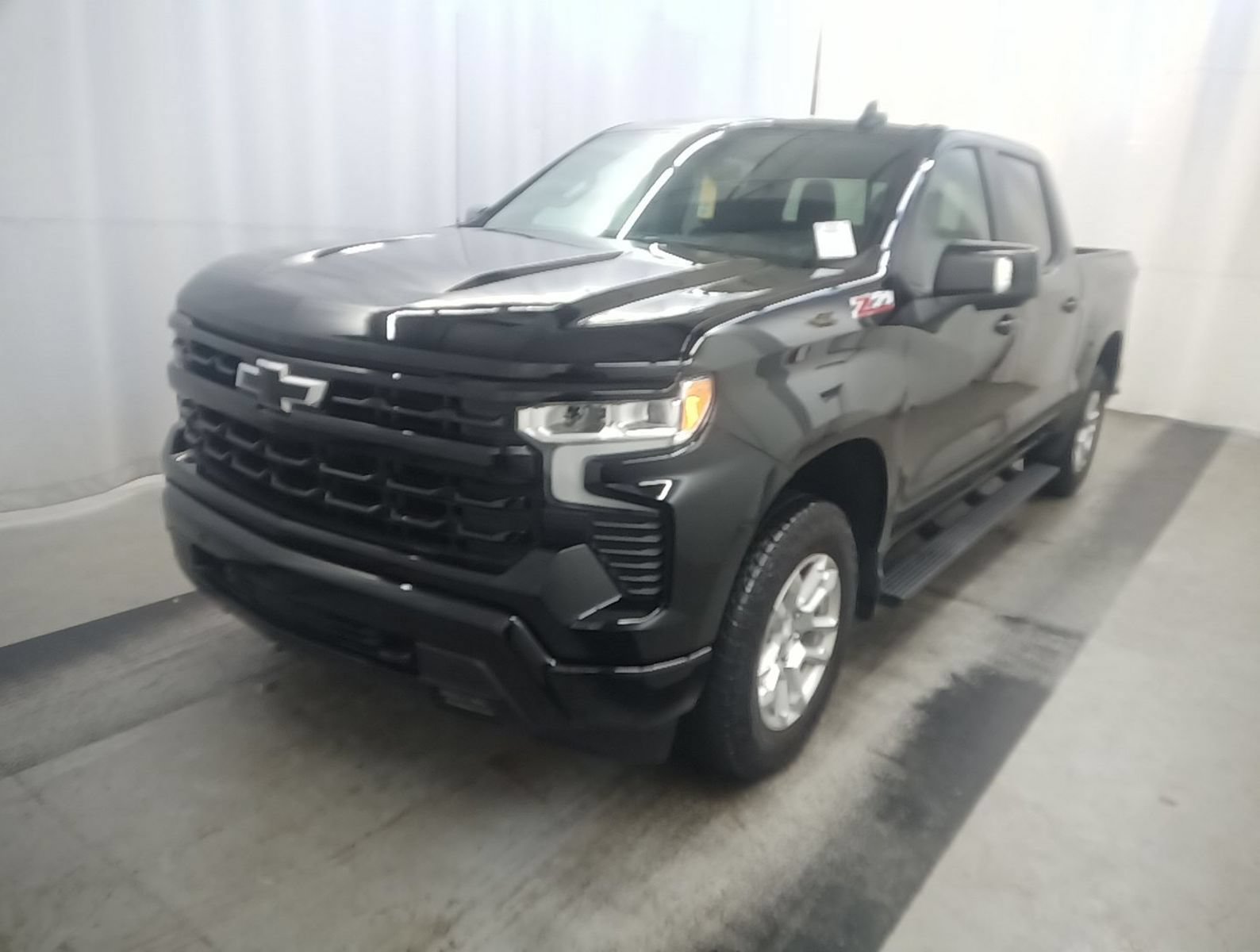 Used 2024 Chevrolet Silverado 1500 RST w/ Convenience Package II AWD/4WD image 1