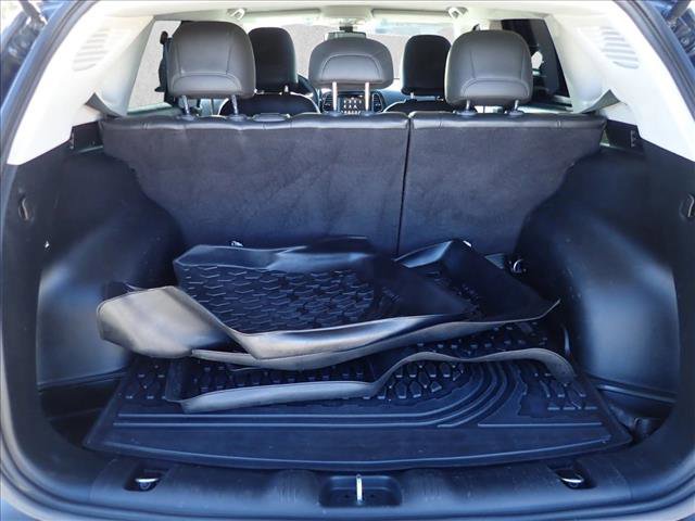 Used 2020 Jeep Compass Latitude FWD image 7