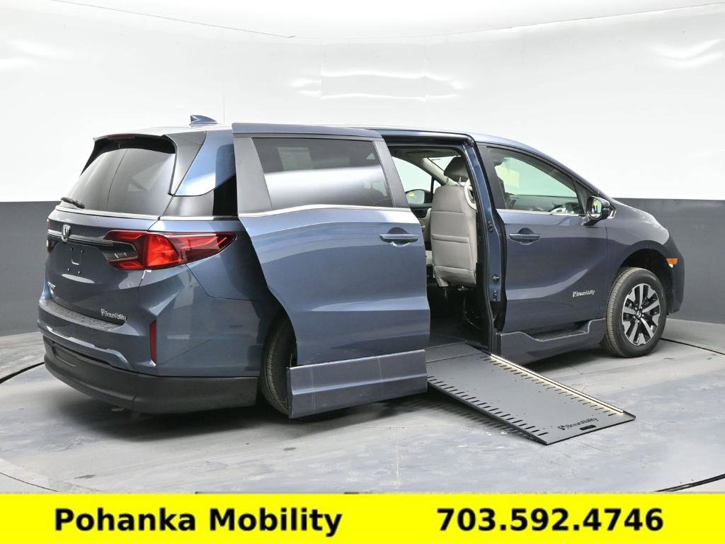 Used 2026 Honda Odyssey EX-L image 23