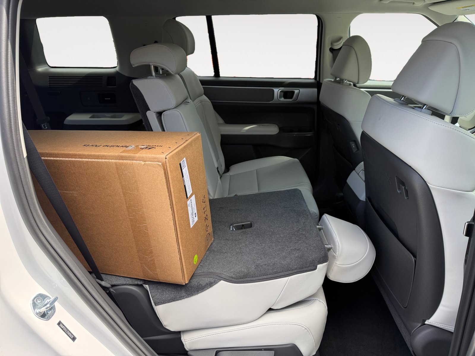New 2026 Hyundai Santa Fe SEL AWD/4WD image 18