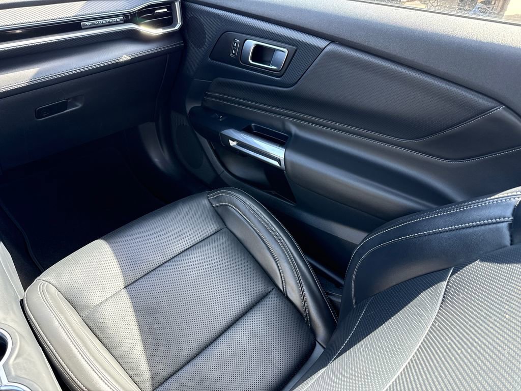 Used 2024 Ford Mustang Premium image 15