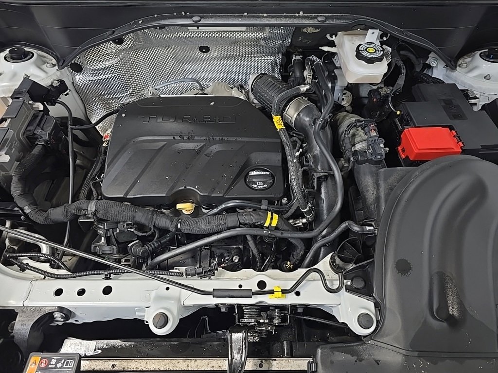 Used 2022 Buick Encore GX Select image 12