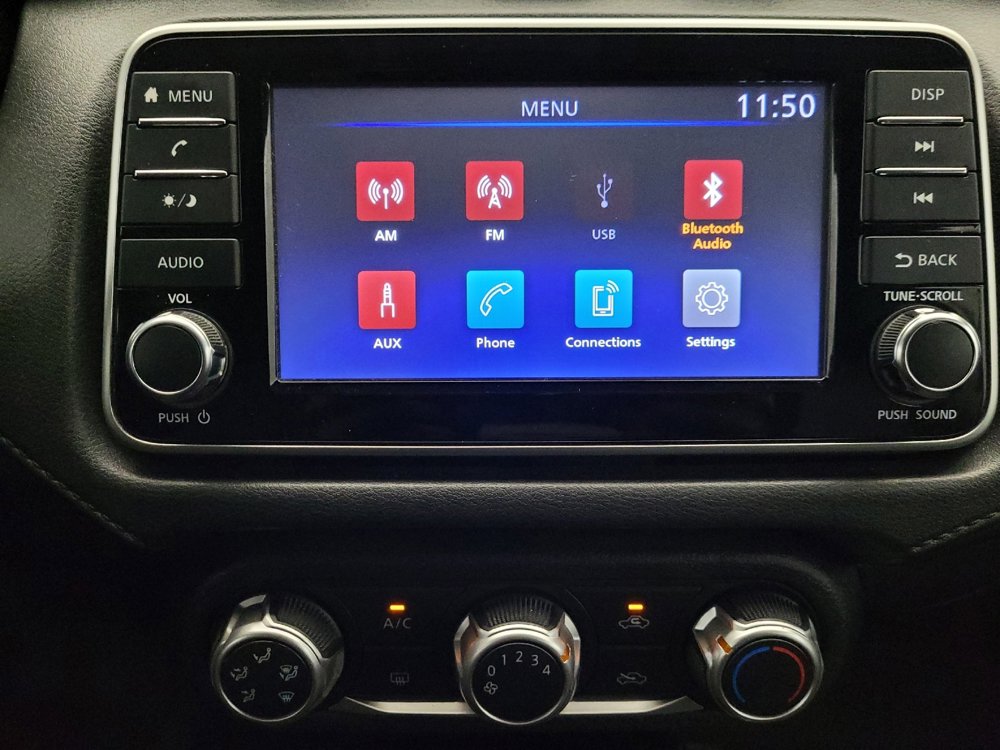 Used 2020 Nissan Versa S image 25